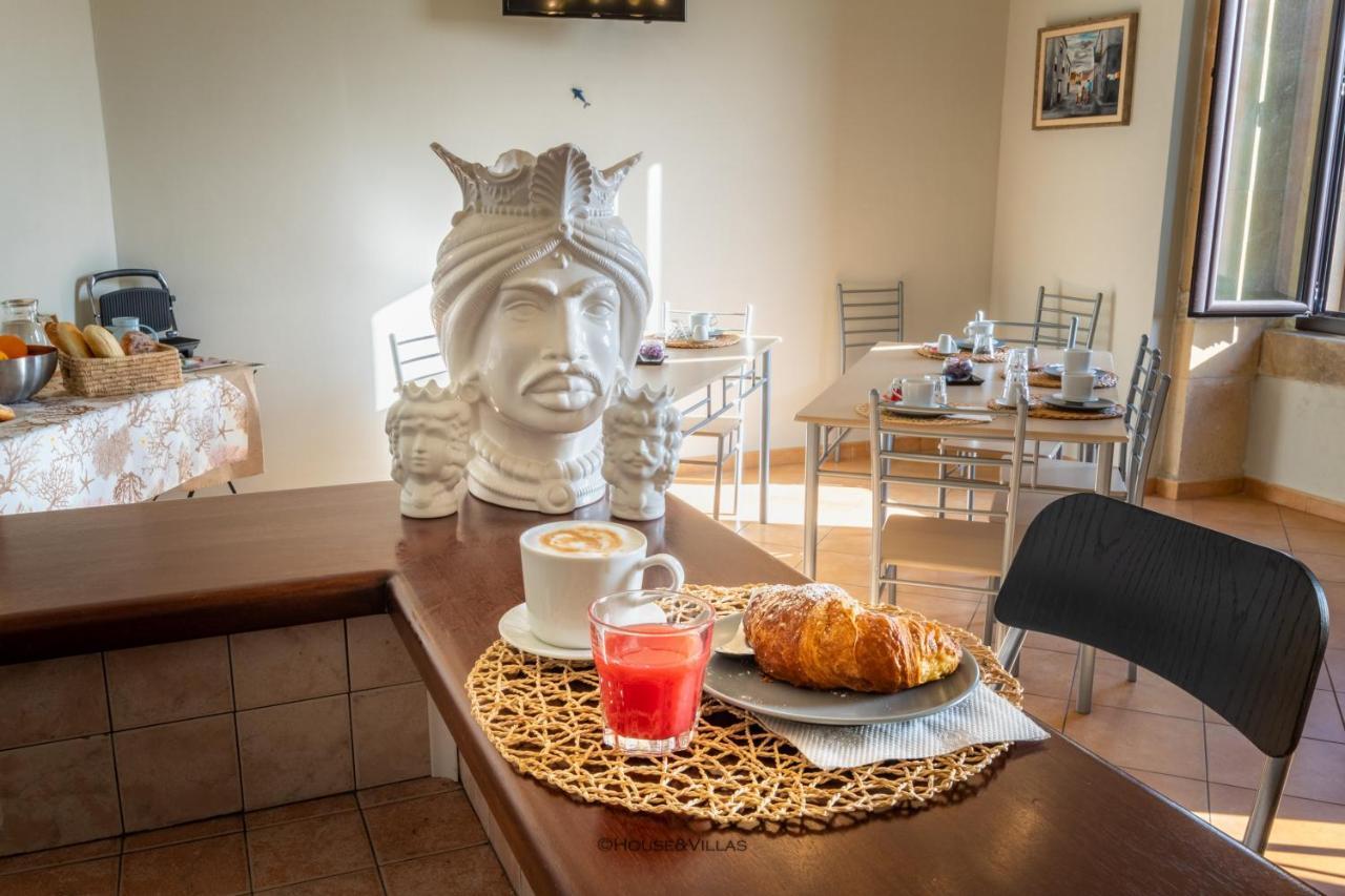 Villa Rosaria Rooms Ното Екстериор снимка